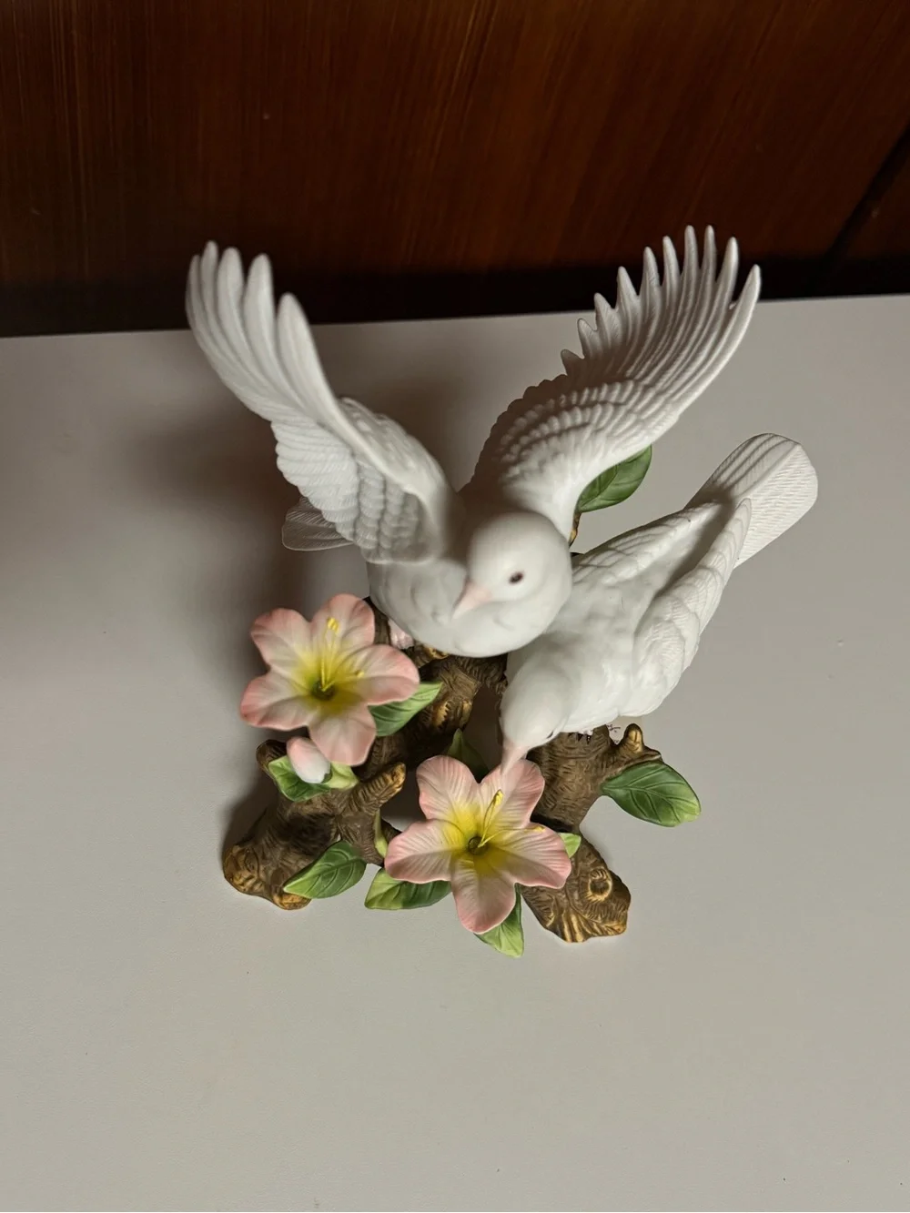 Home Interiors Vintage Porcelain White Dove Figurine with Pink Flowers